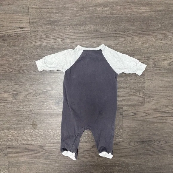 Newborn Burt's Bees Babyx1, Gerberx3 Footies Set w Elbow Patches & Graphics - Picture 10 of 11